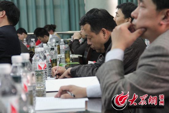 大众网网络舆情高端论坛成功举行